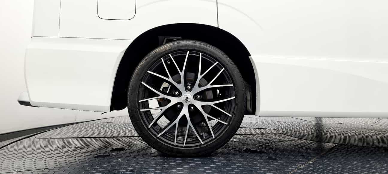 used 2020 Nissan SERENA S-HYBRID HIGH-WAY STAR (CKD) 2.0