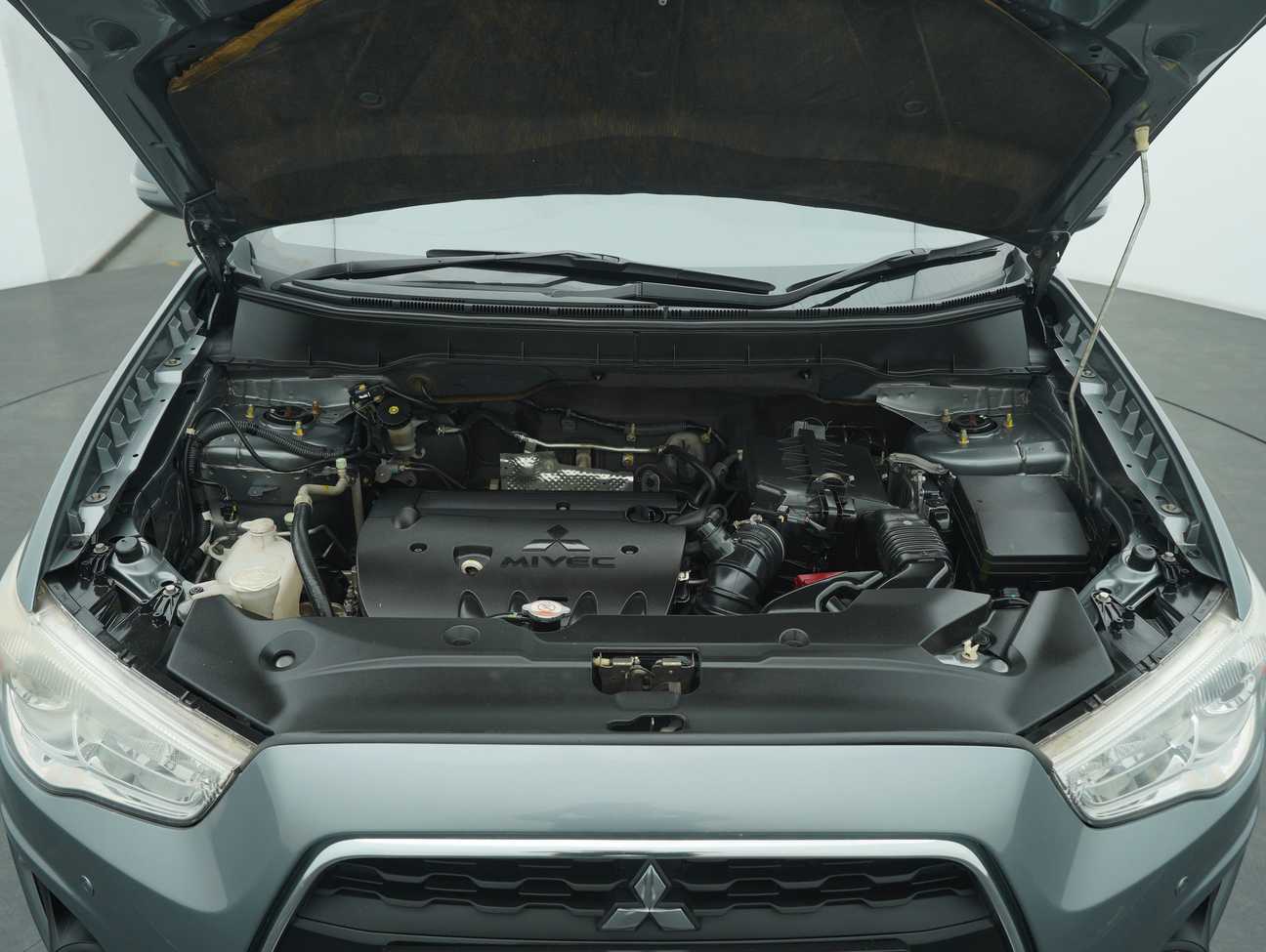 terpakai 2014 Mitsubishi ASX  2.0