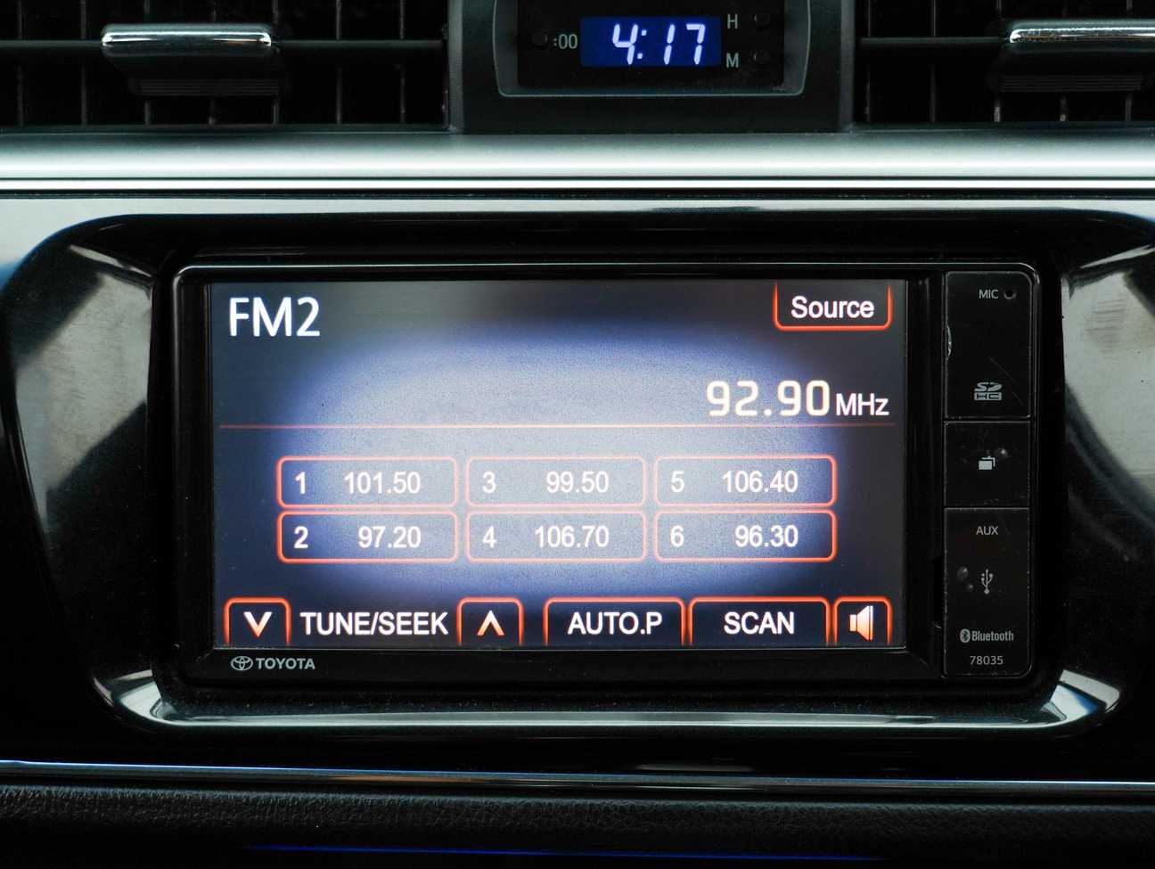 terpakai 2014 Toyota Corolla Altis G 2.0