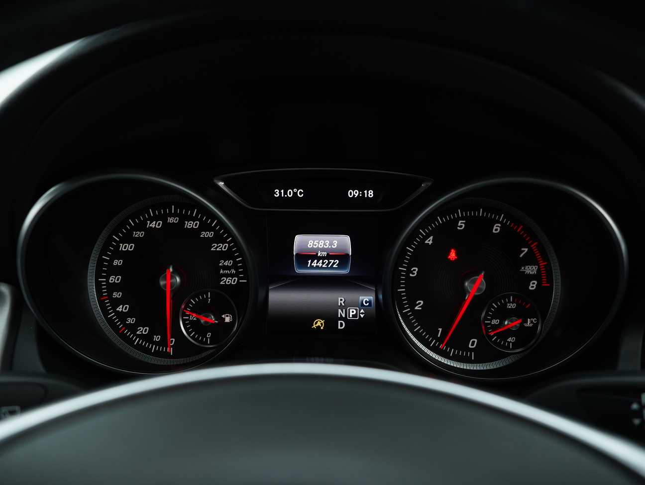 terpakai 2018 Mercedes-Benz GLA250 4MATIC AMG Line 2.0