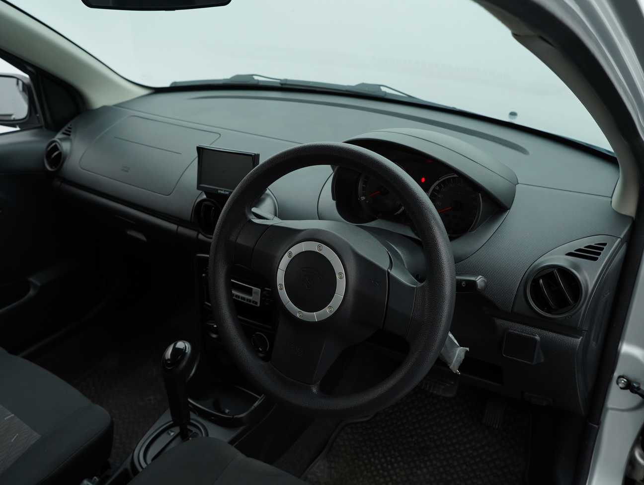 used 2014 Proton Saga SV 1.3