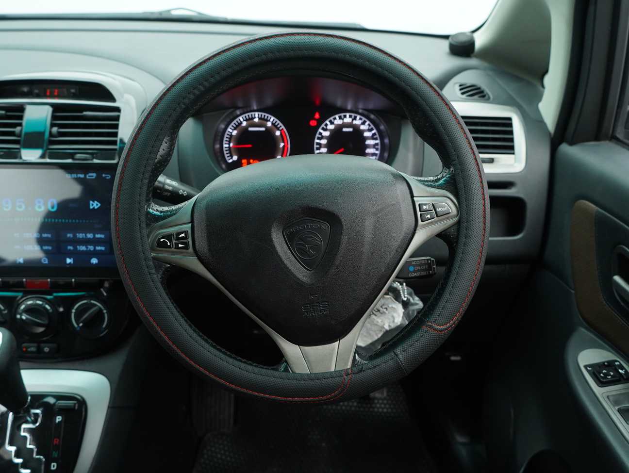 used 2014 Proton Exora Bold CFE Premium 1.6