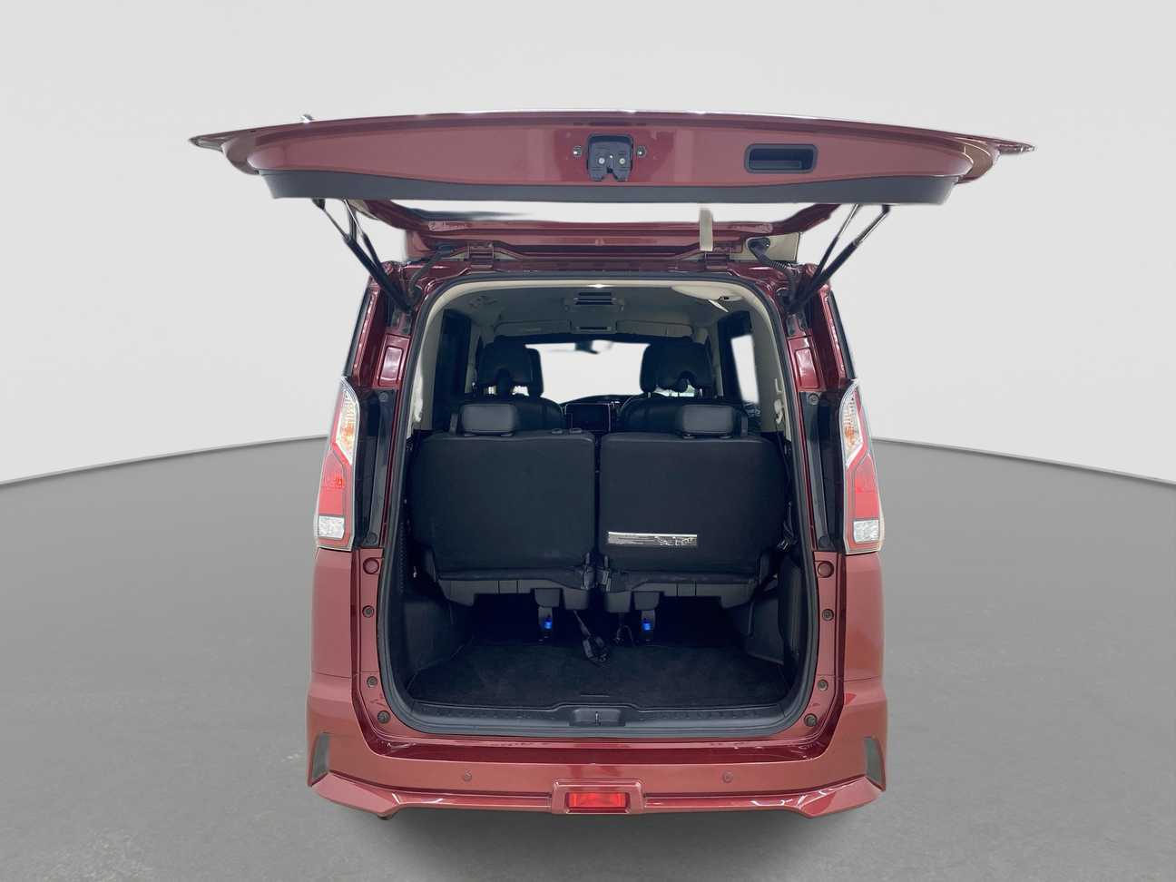 used 2019 Nissan Serena S-Hybrid High-Way Star Premium 2.0