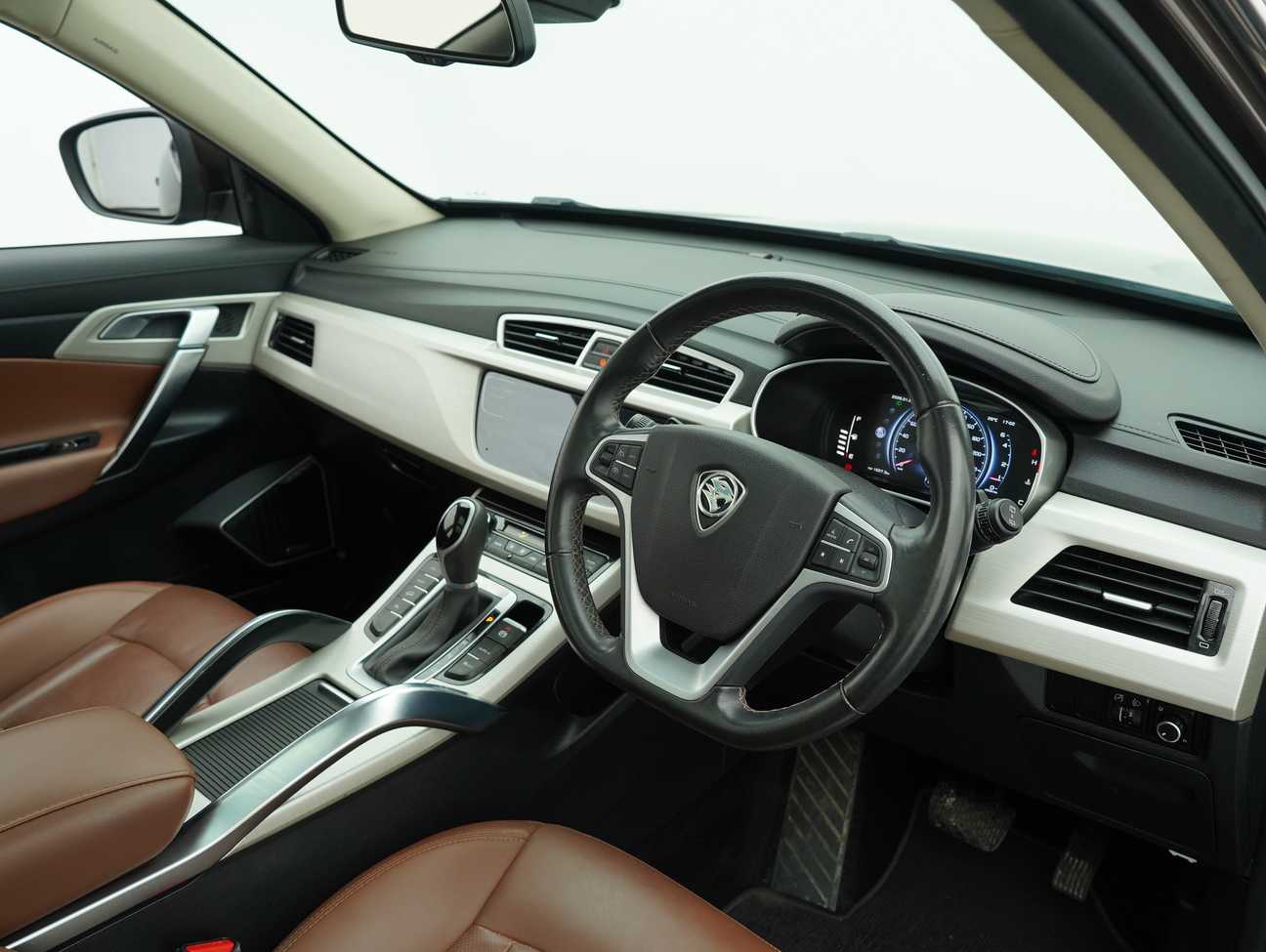 used 2018 Proton X70 Premium 1.8