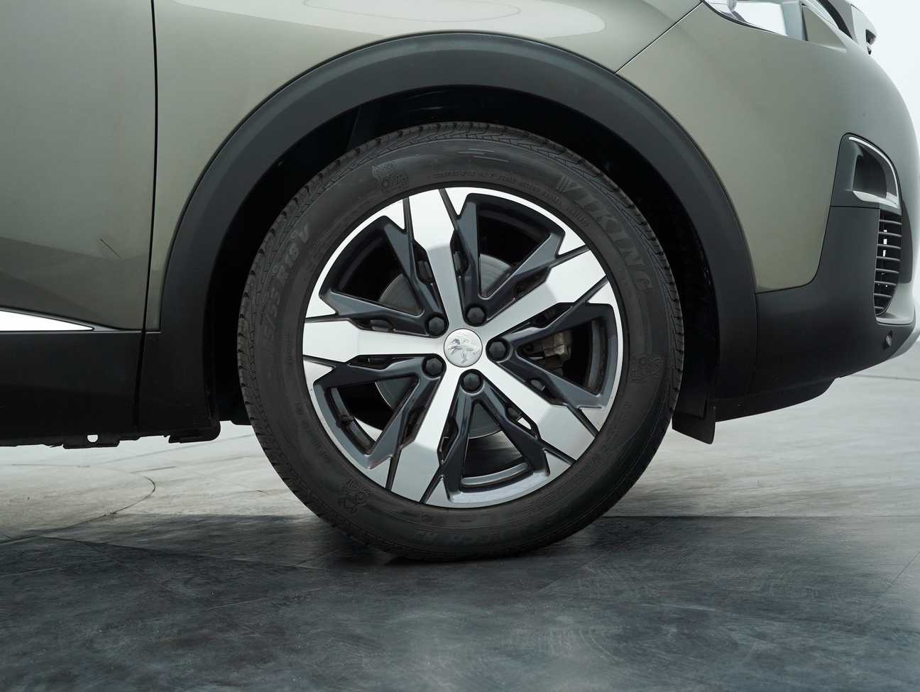 terpakai 2018 Peugeot 3008 THP Allure 1.6