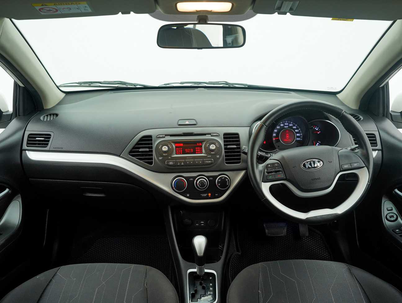 terpakai 2016 Kia Picanto  1.2