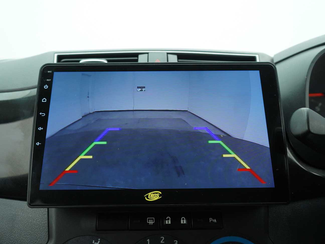 terpakai 2018 Perodua Bezza X Premium 1.3