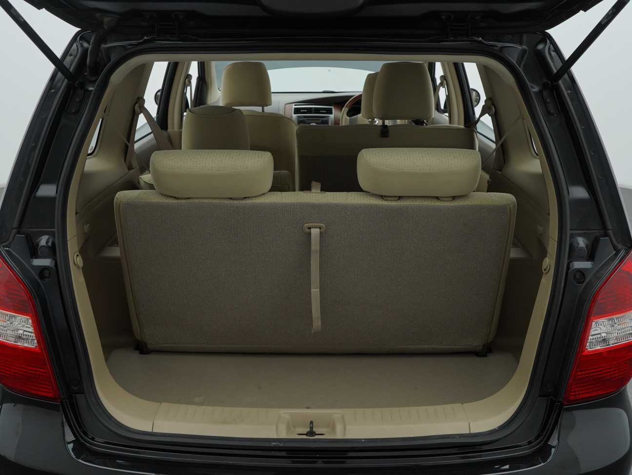 used 2010 Nissan Grand Livina Impul 1.8