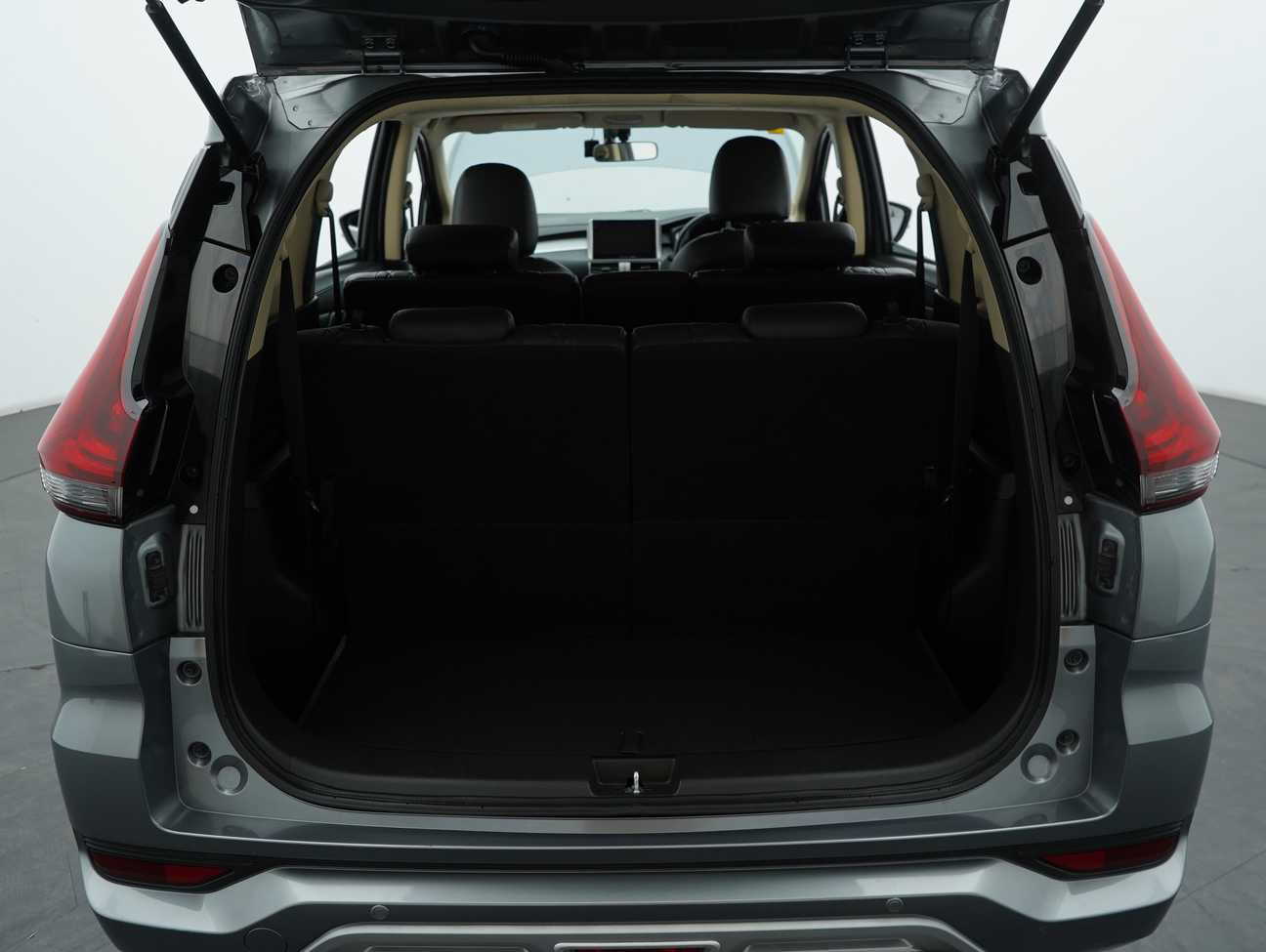 terpakai 2021 Mitsubishi Xpander  1.5