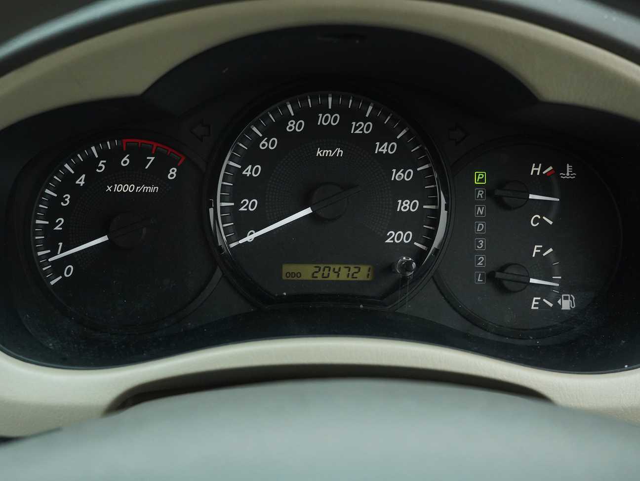 used 2012 Toyota Innova E 2.0