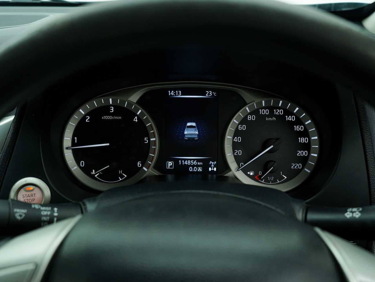 terpakai 2017 Nissan Navara NP300 V Dual Cab 2.5