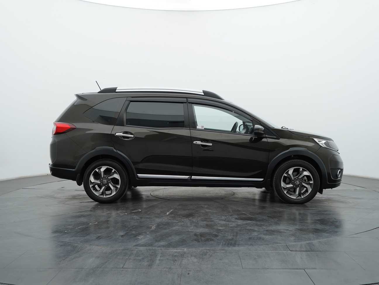used 2018 Honda BR-V V 1.5