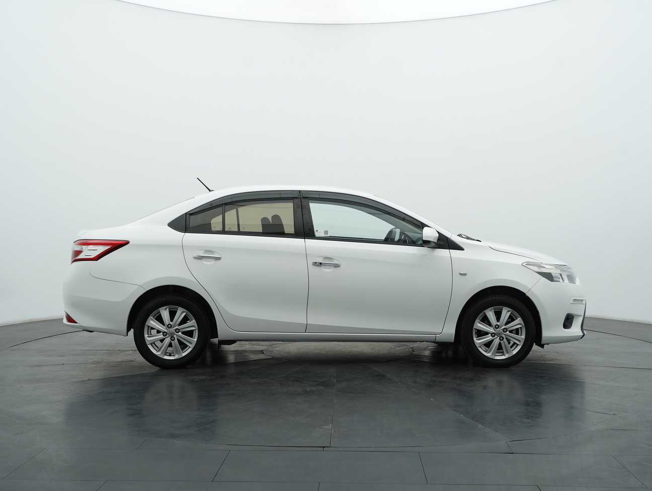 used 2016 Toyota Vios J 1.5