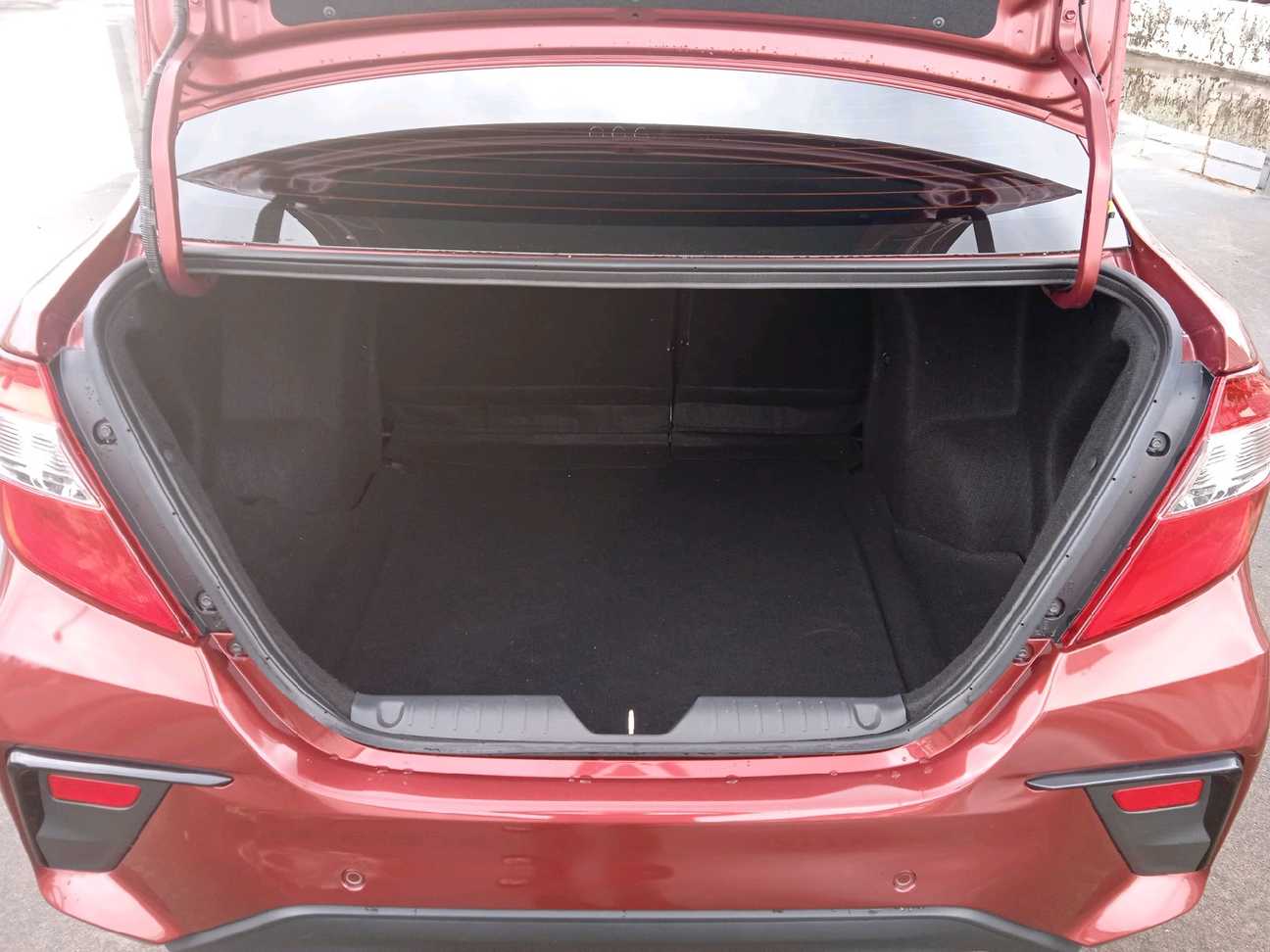 Buy used 2023 Perodua Bezza Advance 1.3 – Carsome.my