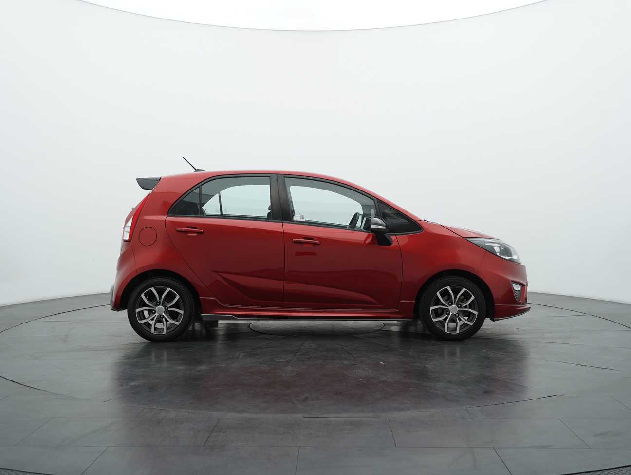terpakai 2018 Proton Iriz Premium 1.6