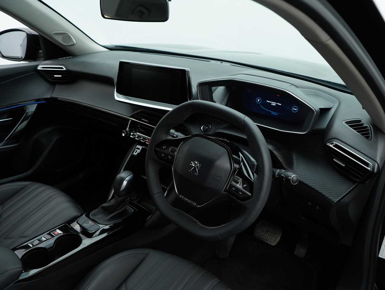 used 2022 Peugeot 2008 Allure 1.2
