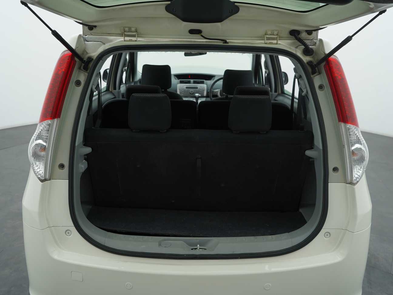 terpakai 2012 Perodua Alza EZi 1.5