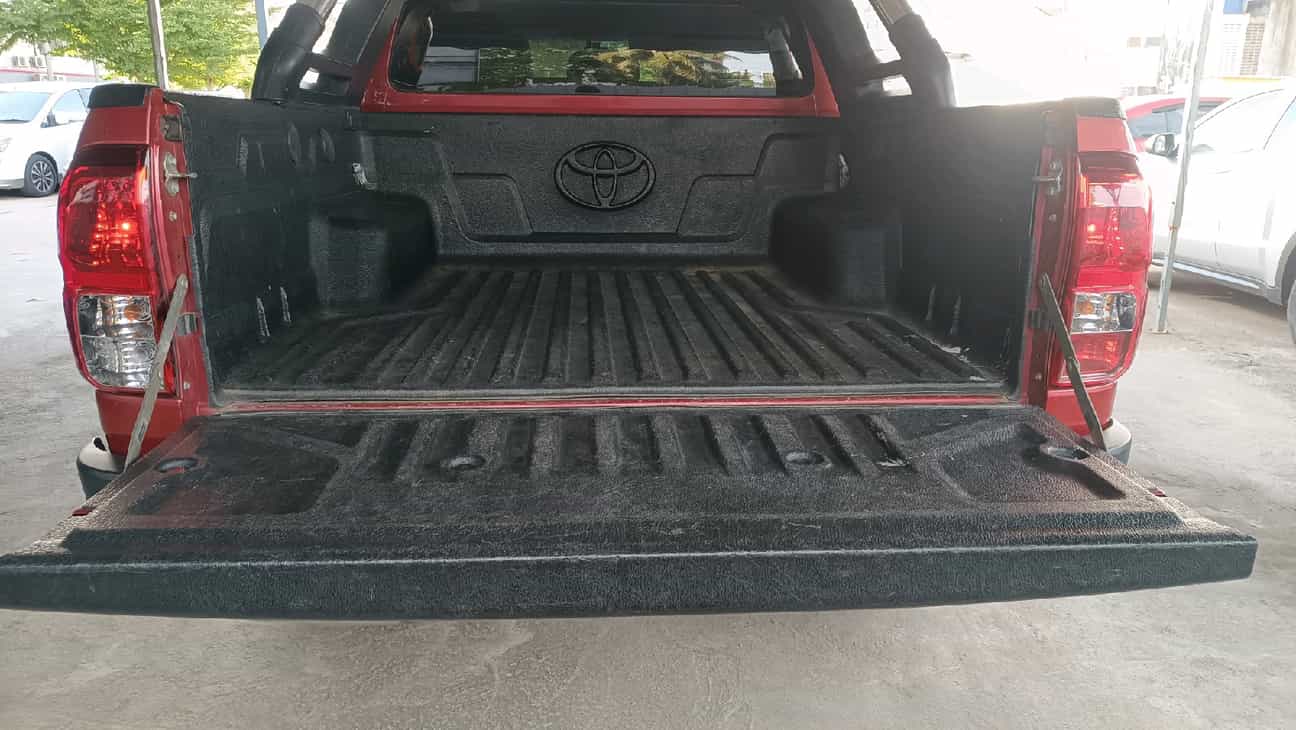 terpakai 2016 Toyota Hilux G Dual Cab 2.4