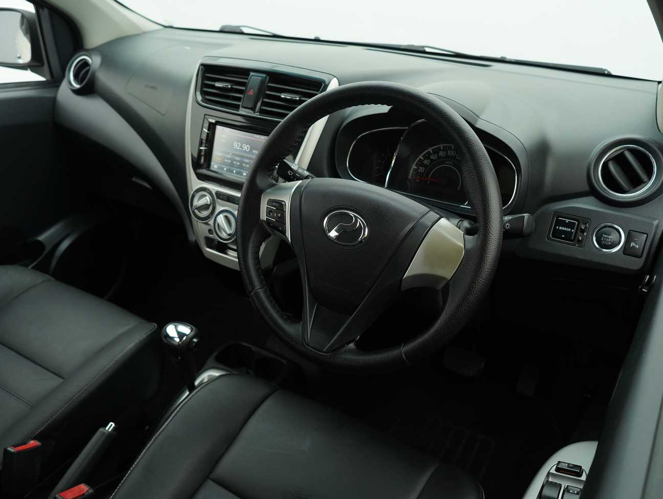 terpakai 2017 Perodua AXIA Advance 1.0