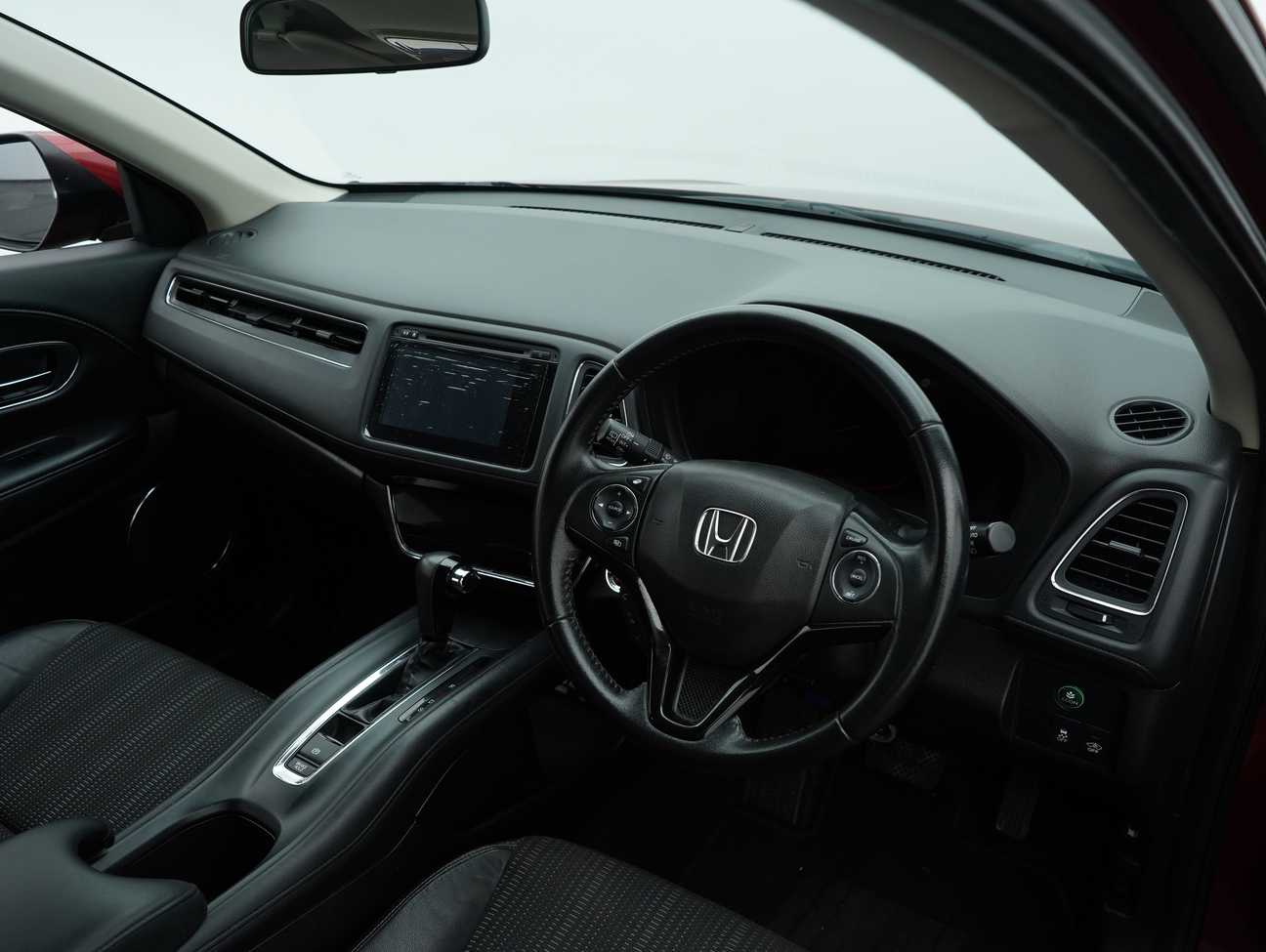 terpakai 2016 Honda HR-V V 1.8