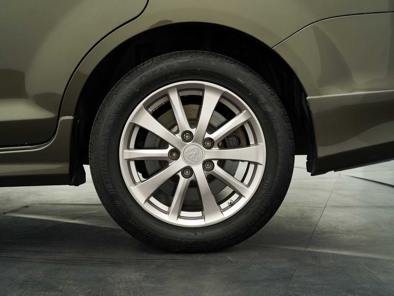 used 2014 Proton Exora Bold CFE Standard 1.6