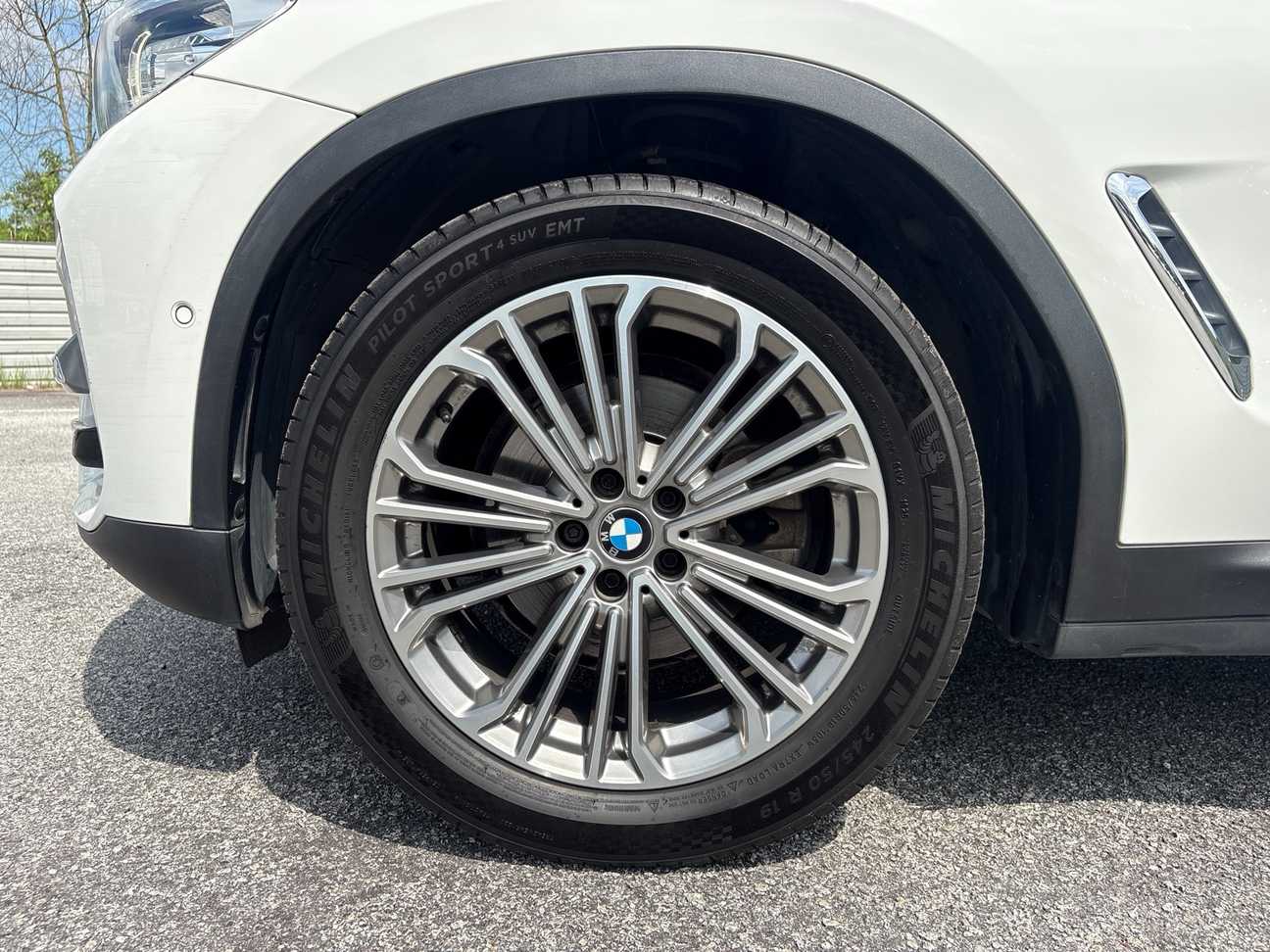 terpakai 2019 BMW X3 xDrive30i Luxury 2.0