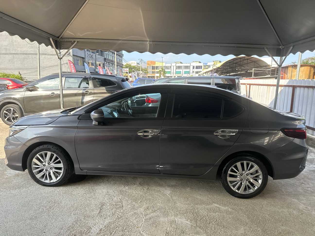 used 2021 Honda City V 1.5