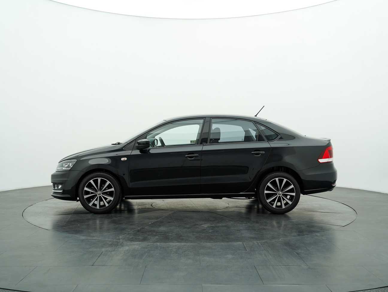 terpakai 2019 Volkswagen Vento TSI Highline 1.2