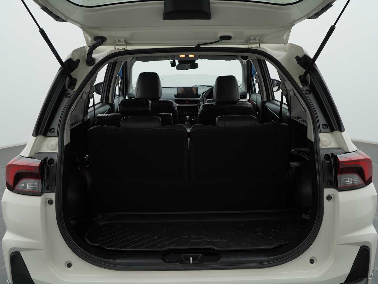 terpakai 2024 Perodua Alza AV 1.5