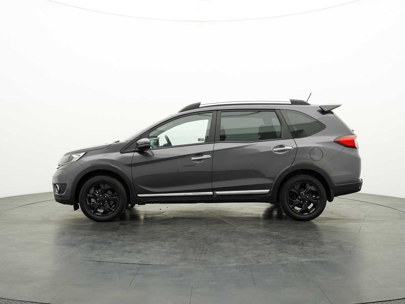 used 2018 Honda BR-V V 1.5