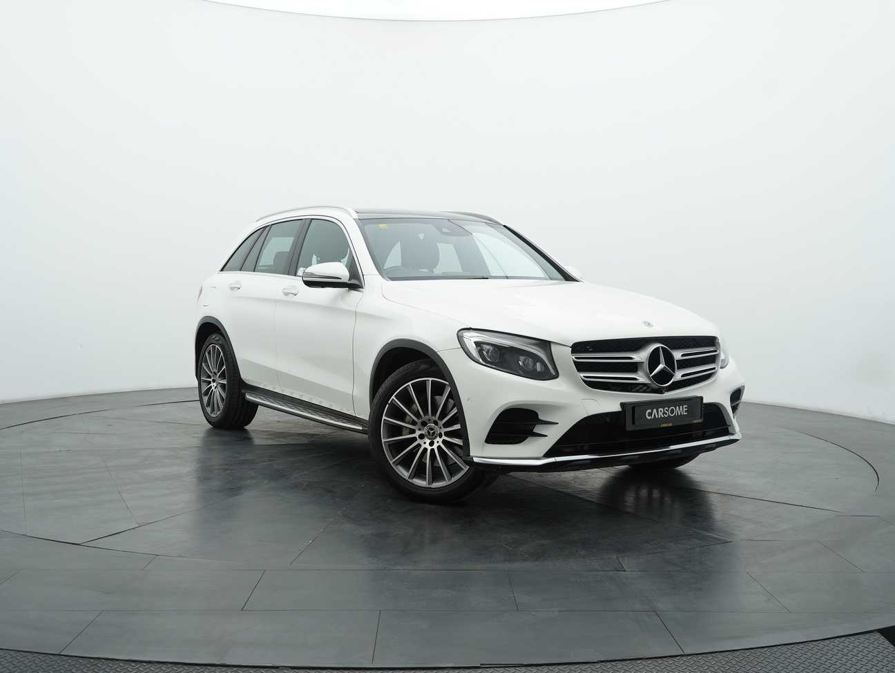 used 2018 Mercedes-Benz GLC250 4MATIC AMG Line 2.0