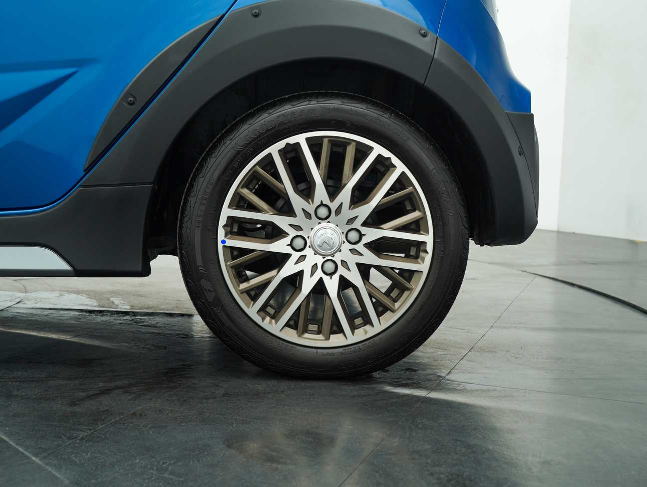 used 2024 Proton Iriz Active 1.6