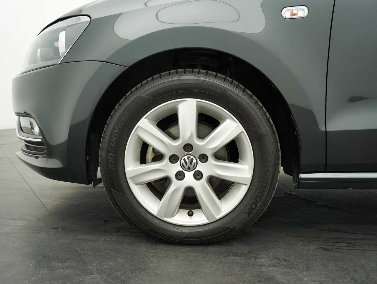 terpakai 2015 Volkswagen Polo  1.6