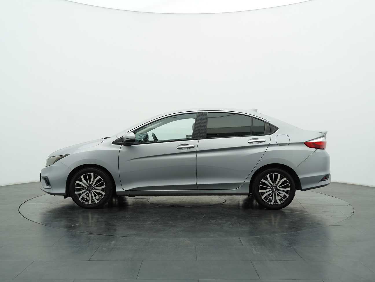 used 2018 Honda City V i-VTEC 1.5
