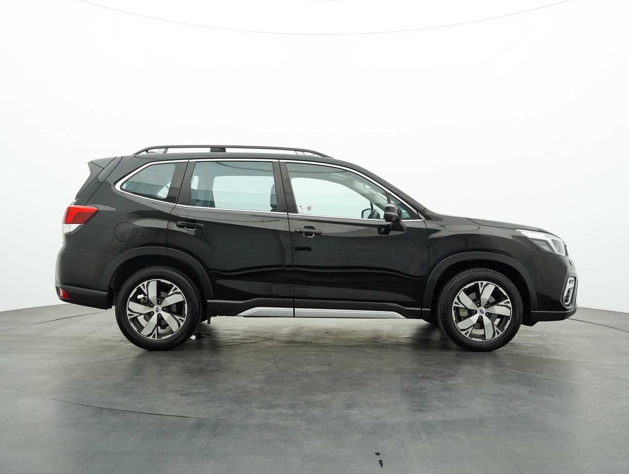 terpakai 2019 Subaru FORESTER I-S EYESIGHT 2.0