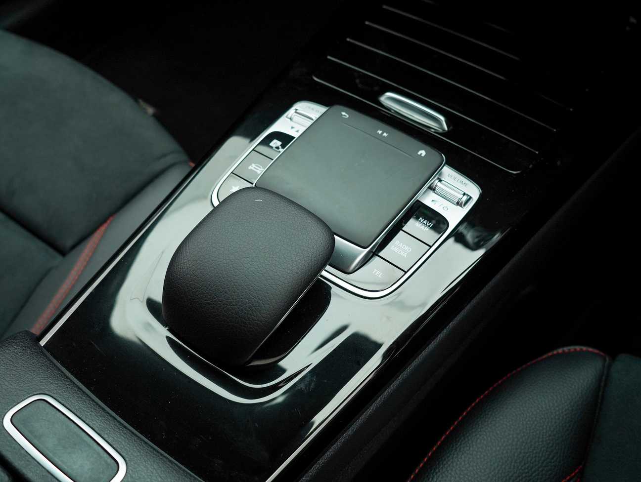 terpakai 2019 Mercedes-Benz A250 AMG Line 2.0
