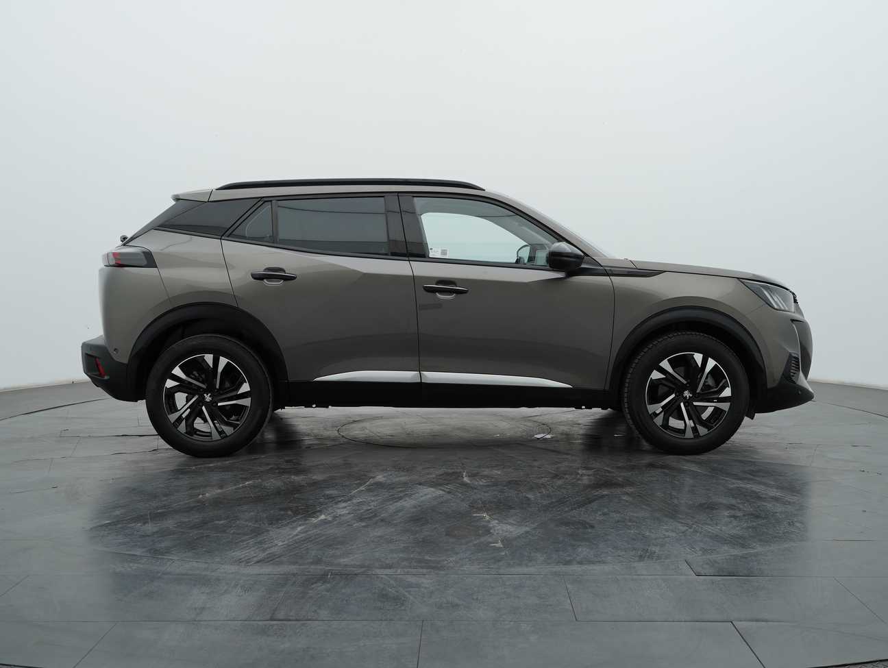 used 2022 Peugeot 2008 Allure 1.2