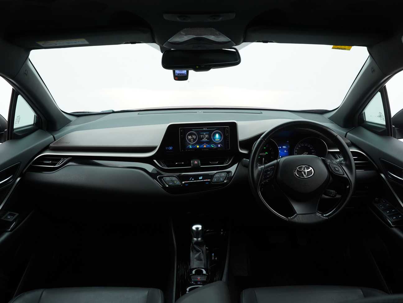 used 2018 Toyota C-HR  1.8