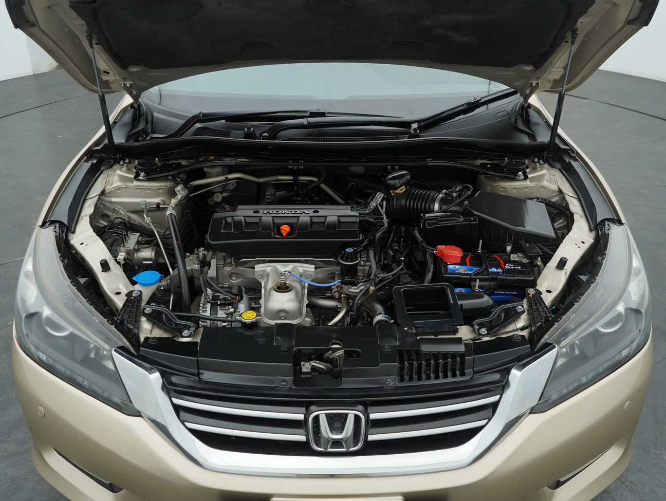 terpakai 2014 Honda Accord VTi-L 2.0