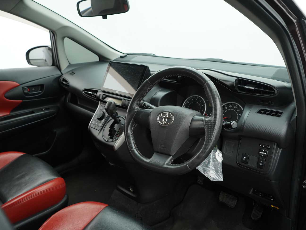 used 2011 Toyota Wish X 1.8