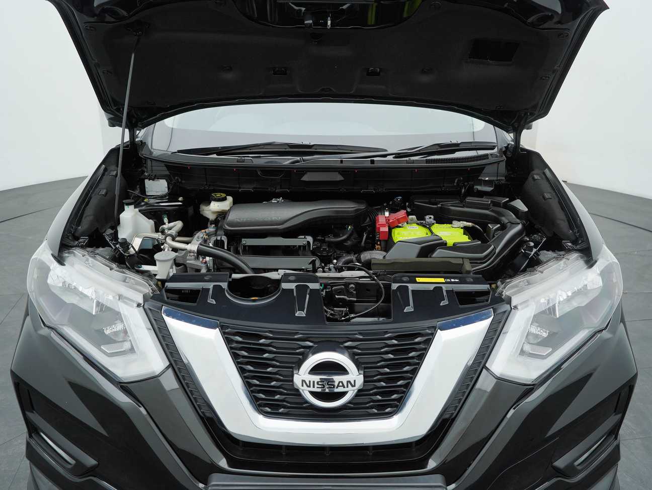 used 2022 Nissan X-Trail Mid 2.0