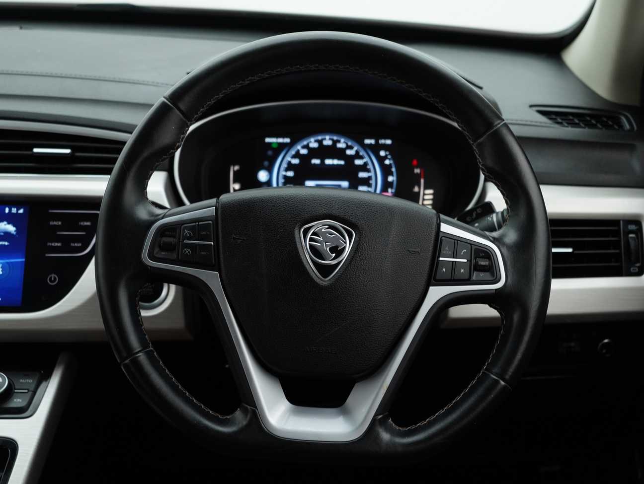 used 2019 Proton X70 Premium 1.8