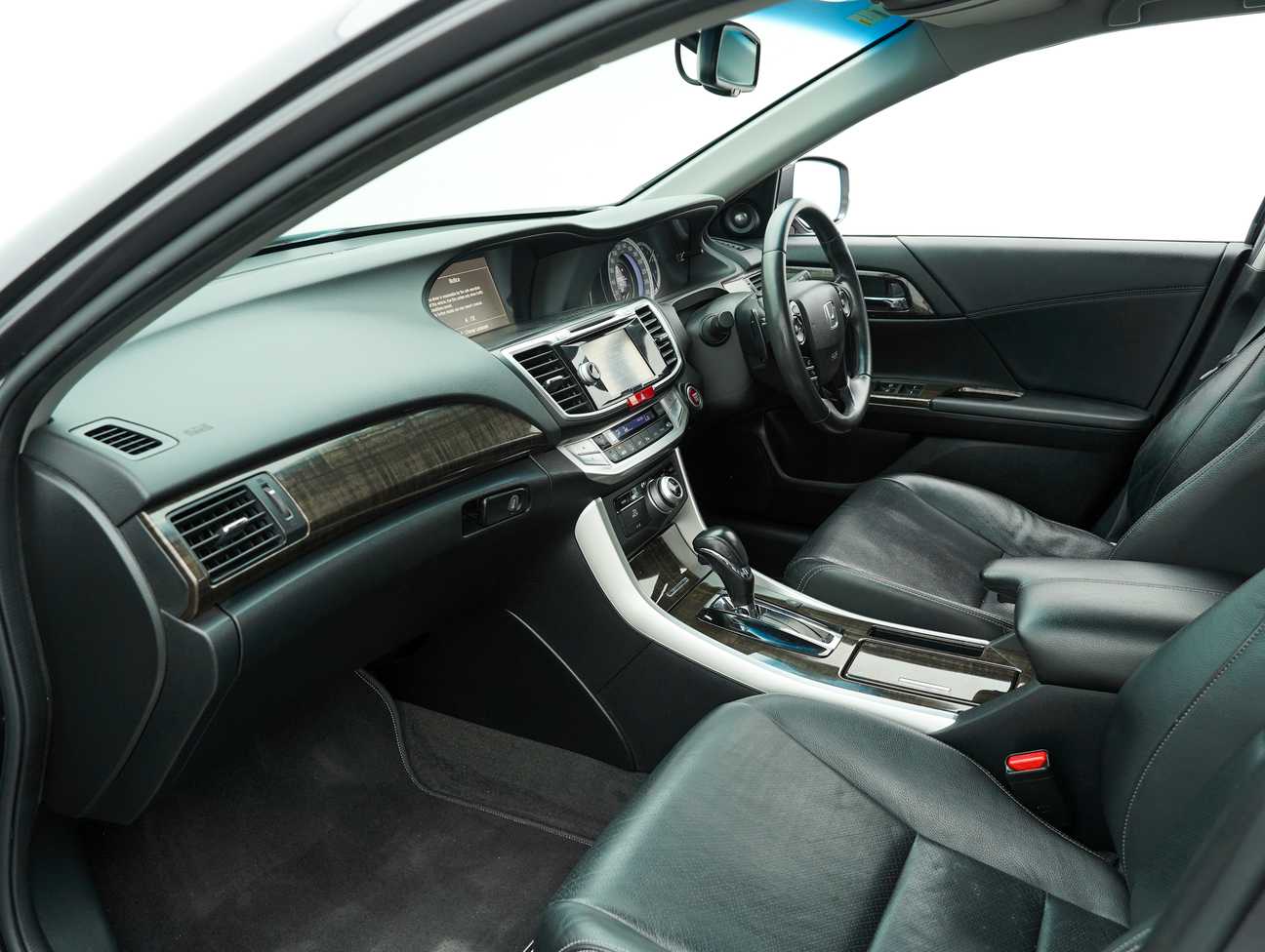 terpakai 2014 Honda Accord VTi-L 2.4