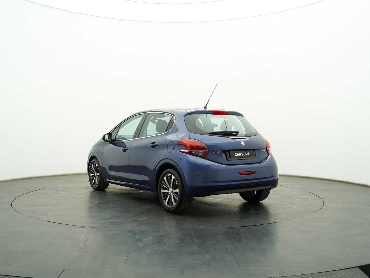 terpakai 2017 Peugeot 208 PureTech 1.2