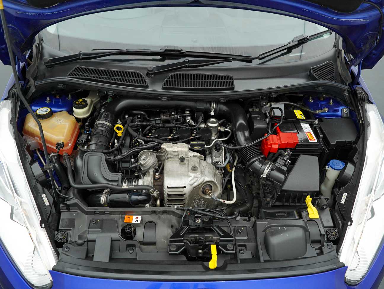 terpakai 2014 Ford FIESTA SPORT 1.0