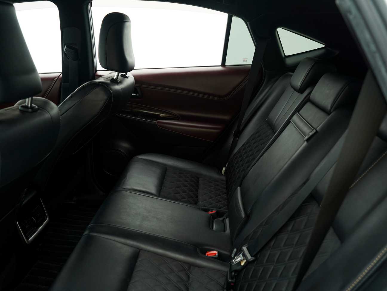 used 2015 Toyota HARRIER DBA-ZSU60W 2.0