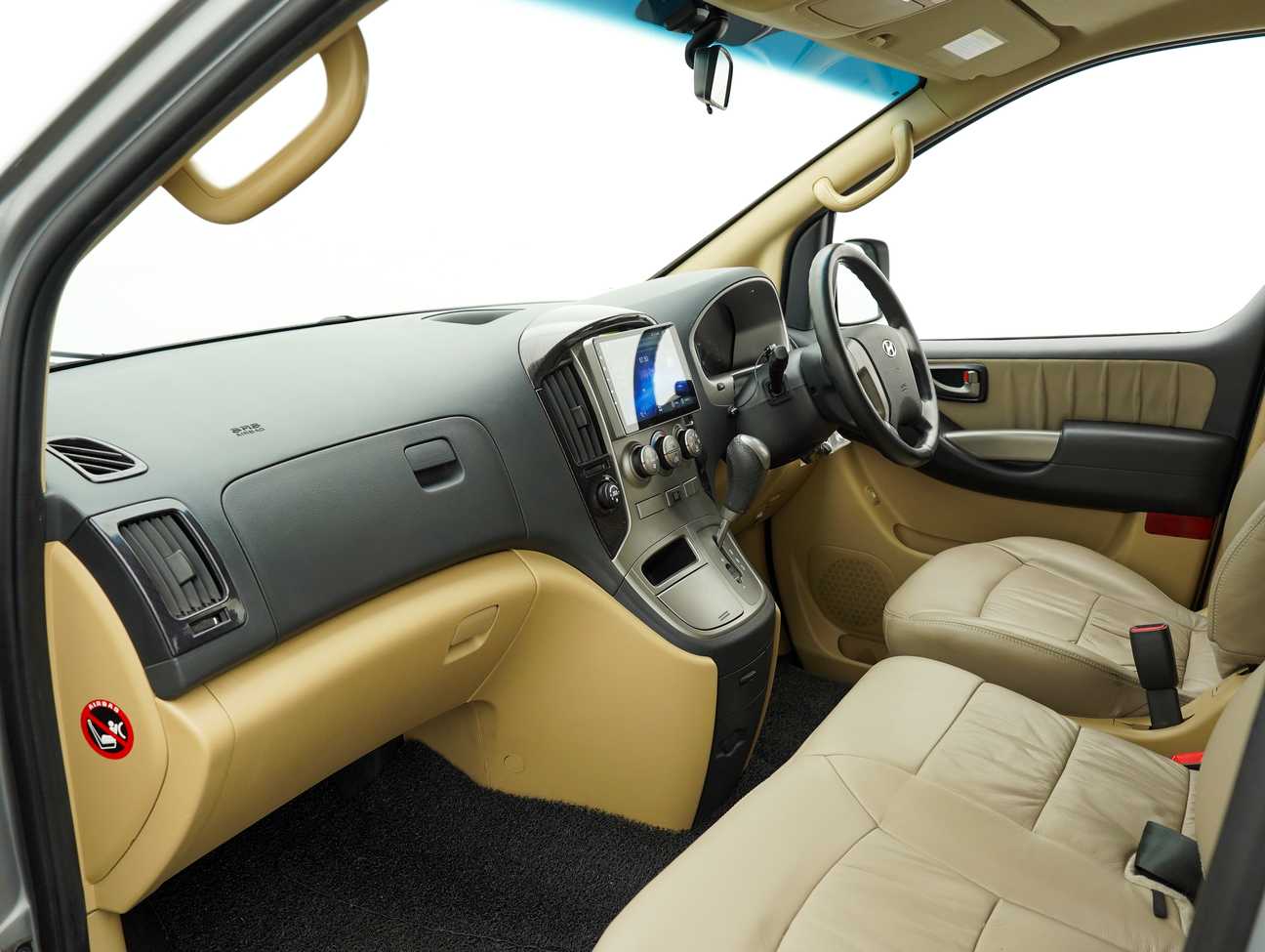 used 2015 Hyundai Grand Starex Royale GLS 2.5