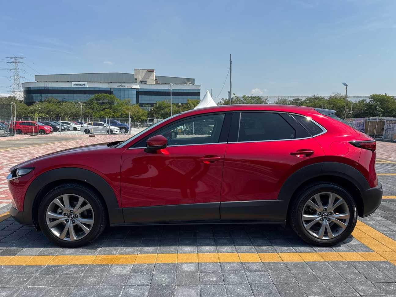 terpakai 2023 Mazda CX-30 SKYACTIV-G High Plus 2.0
