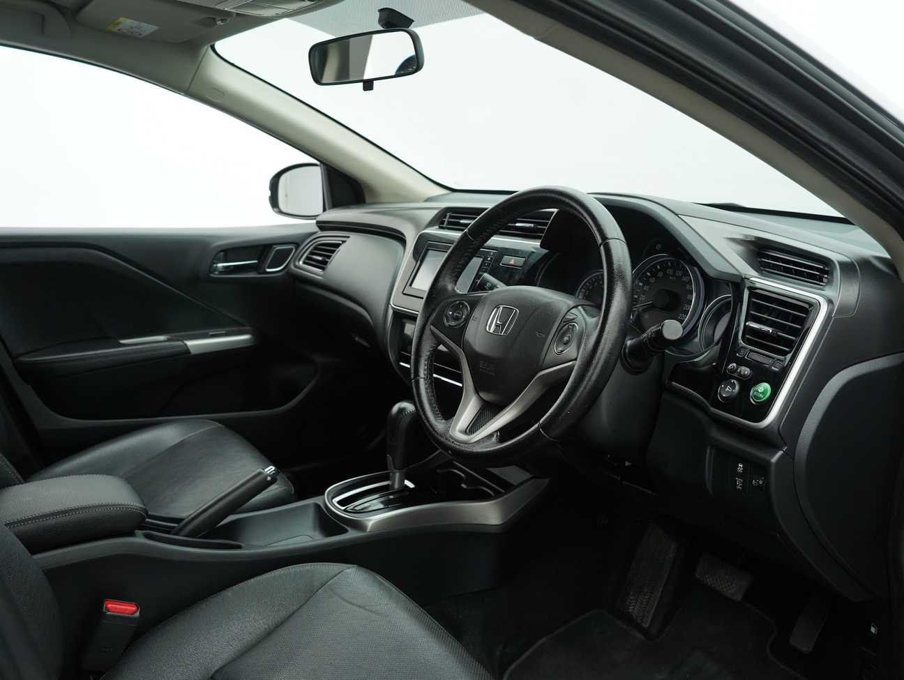 used 2017 Honda City V i-VTEC 1.5