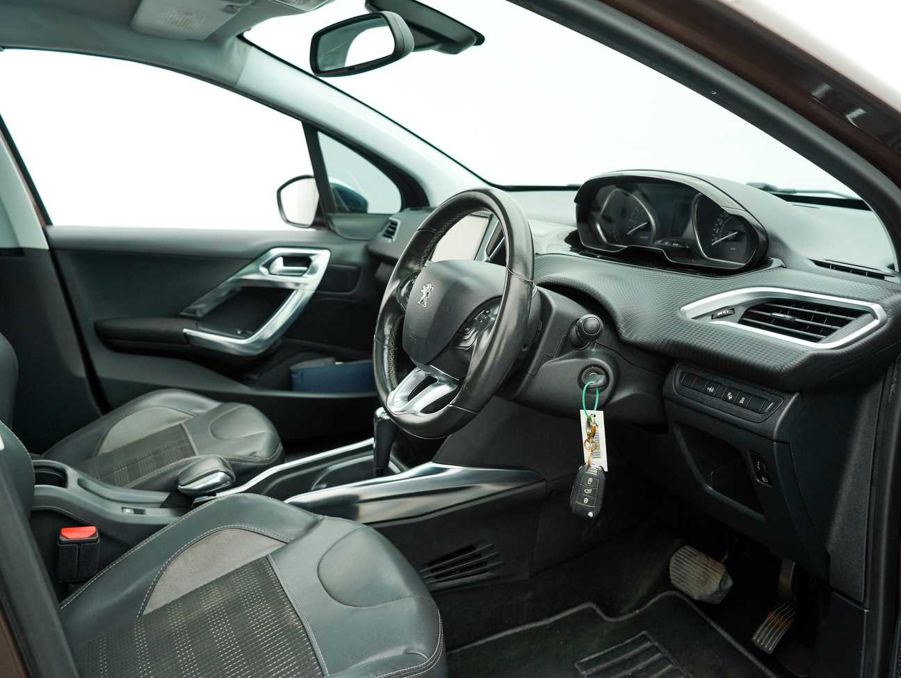 used 2014 Peugeot 2008  1.6